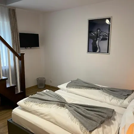 Hotell Haven - Dona Bergisch Gladbach