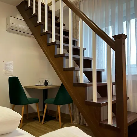 Haven - Dona Hotell