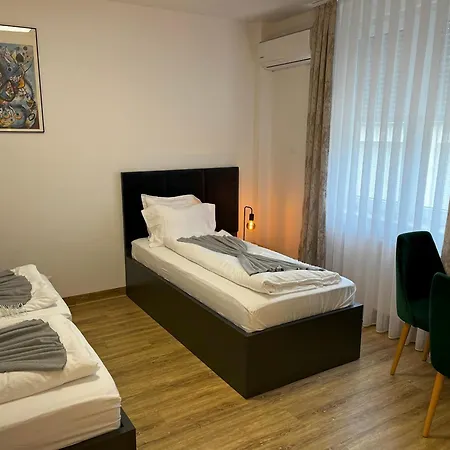 Hotell Haven - Dona Bergisch Gladbach