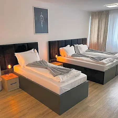 Haven - Dona Otel Bergisch Gladbach