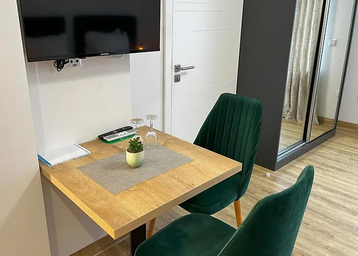 Haven - Dona ホテル